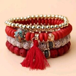💖*NWOT* 4pc Beaded Tassel Charm Bracelet